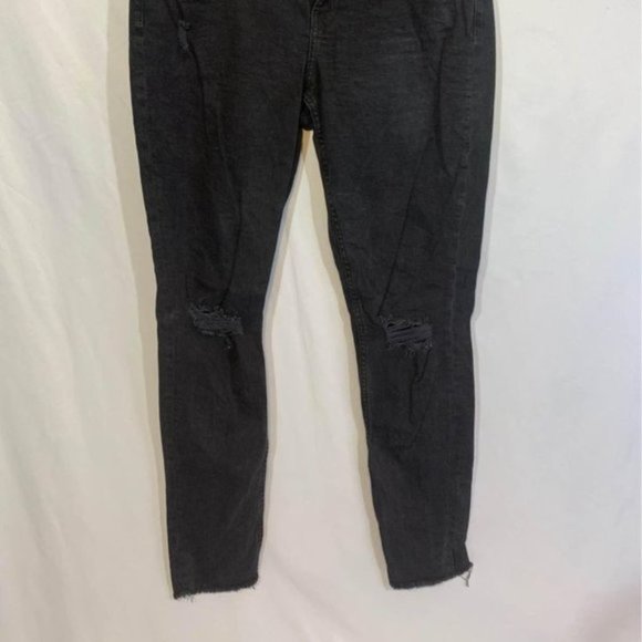 h&m DIVIDED black jeans - raw hem. Womans size 10. Distressed - Picture 2 of 10